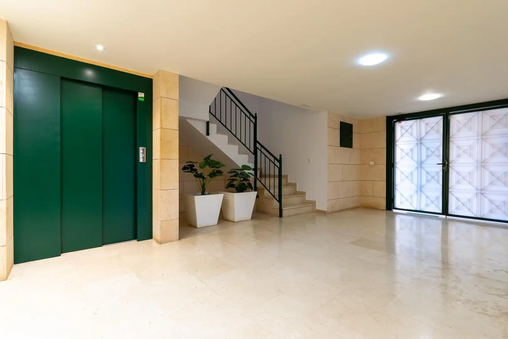 Pis de lloguer en Santa Pola amb Aire condicionat, Calefacció i Jardí privat