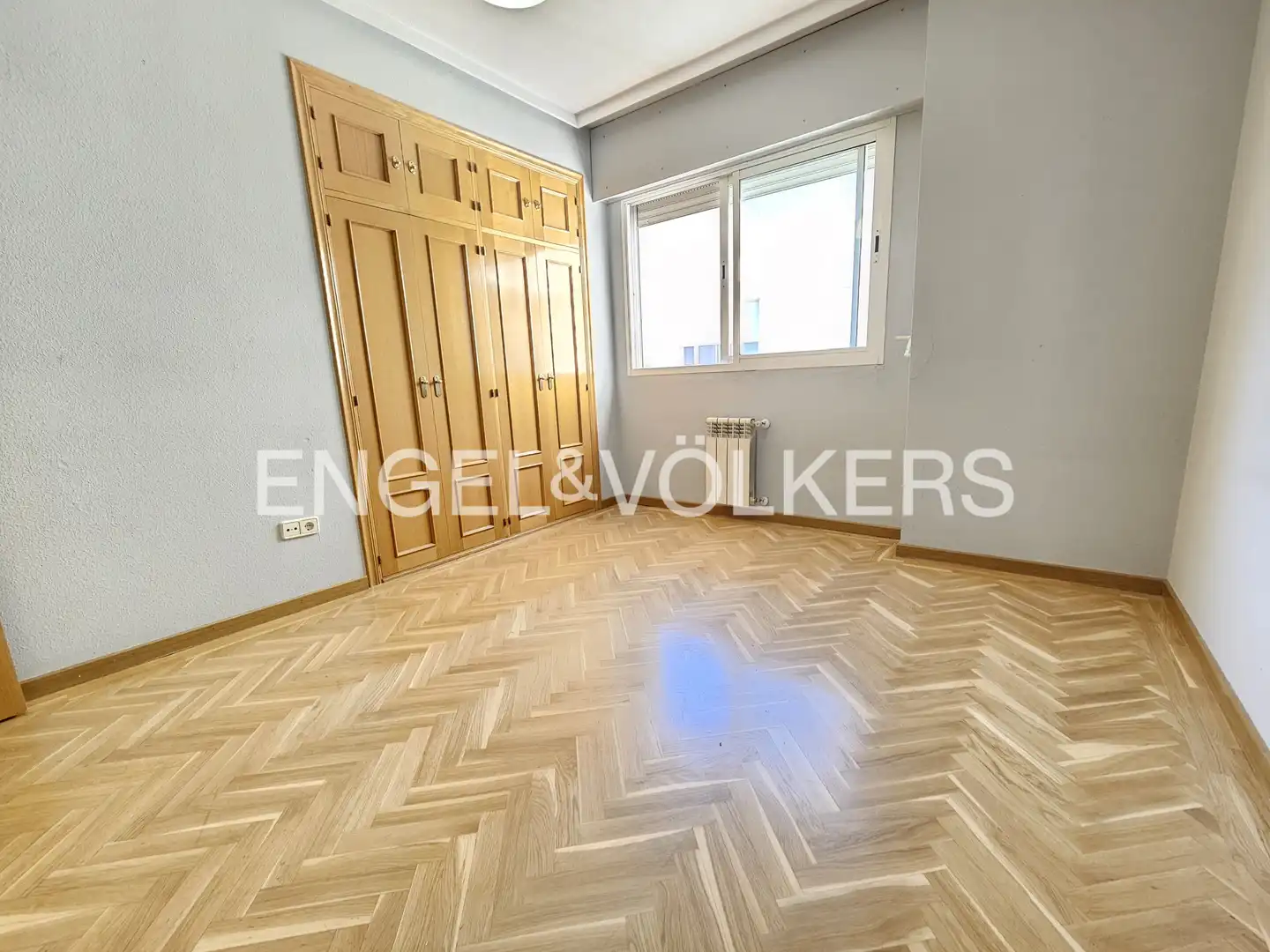 Vista exterior de Àtic de lloguer en Pozuelo de Alarcón amb Aire condicionat, Calefacció i Parquet