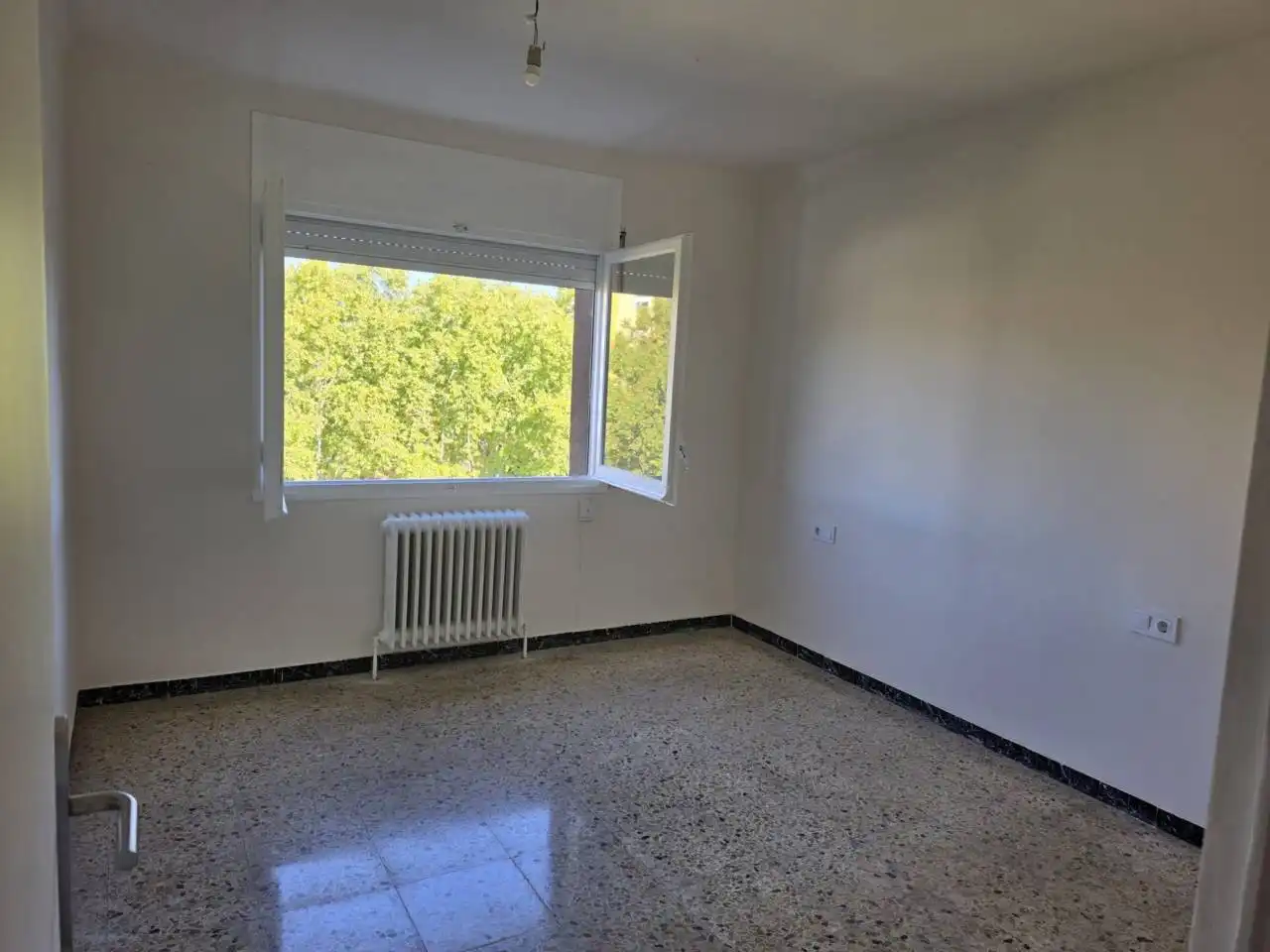 Bedroom of Flat for sale in Centre  