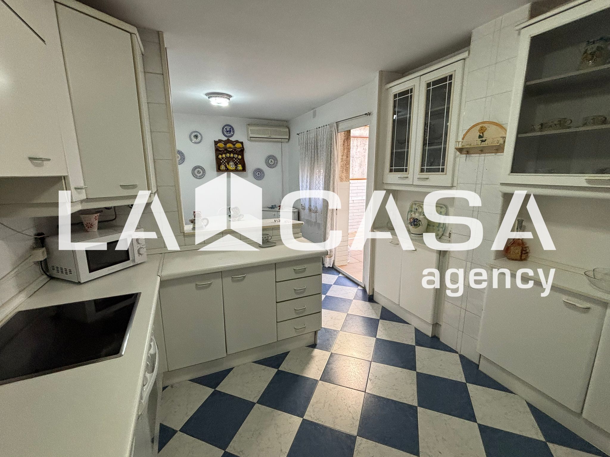 Kitchen of Single-family semi-detached for sale in Montequinto  with Air Conditioner and Terrace
