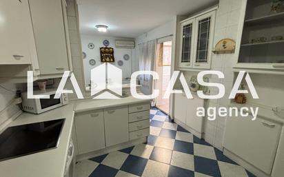 Kitchen of Single-family semi-detached for sale in Montequinto  with Air Conditioner and Terrace
