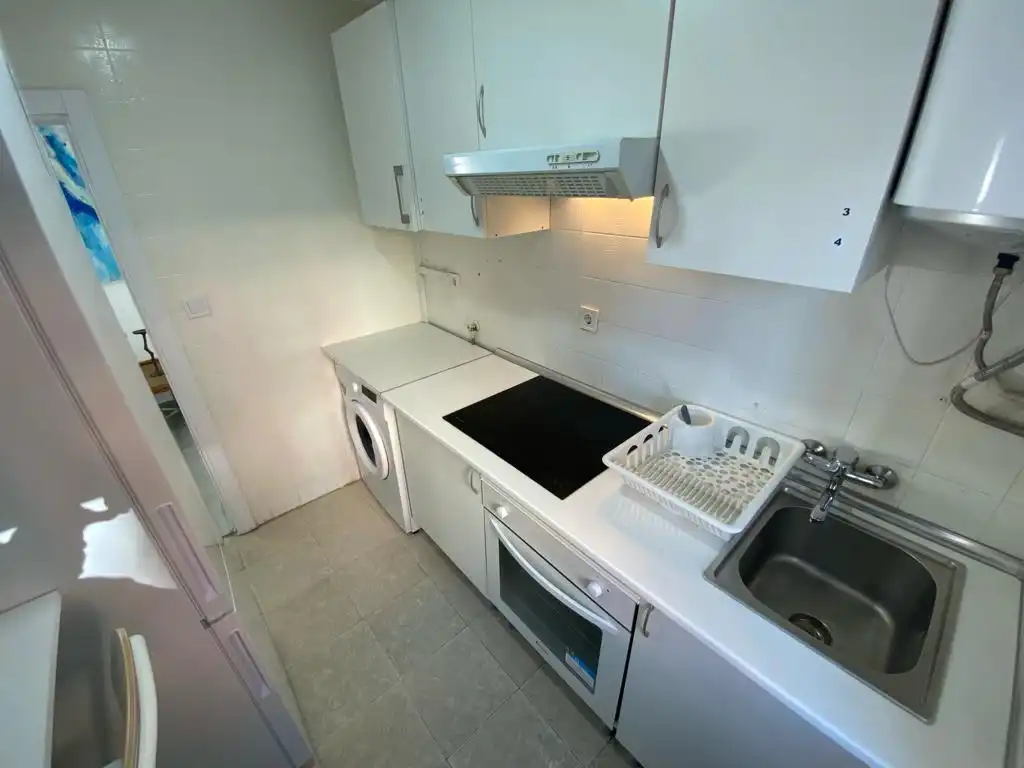 Kitchen of Flat for rent in Madrid  with Heating, Furnished and Oven