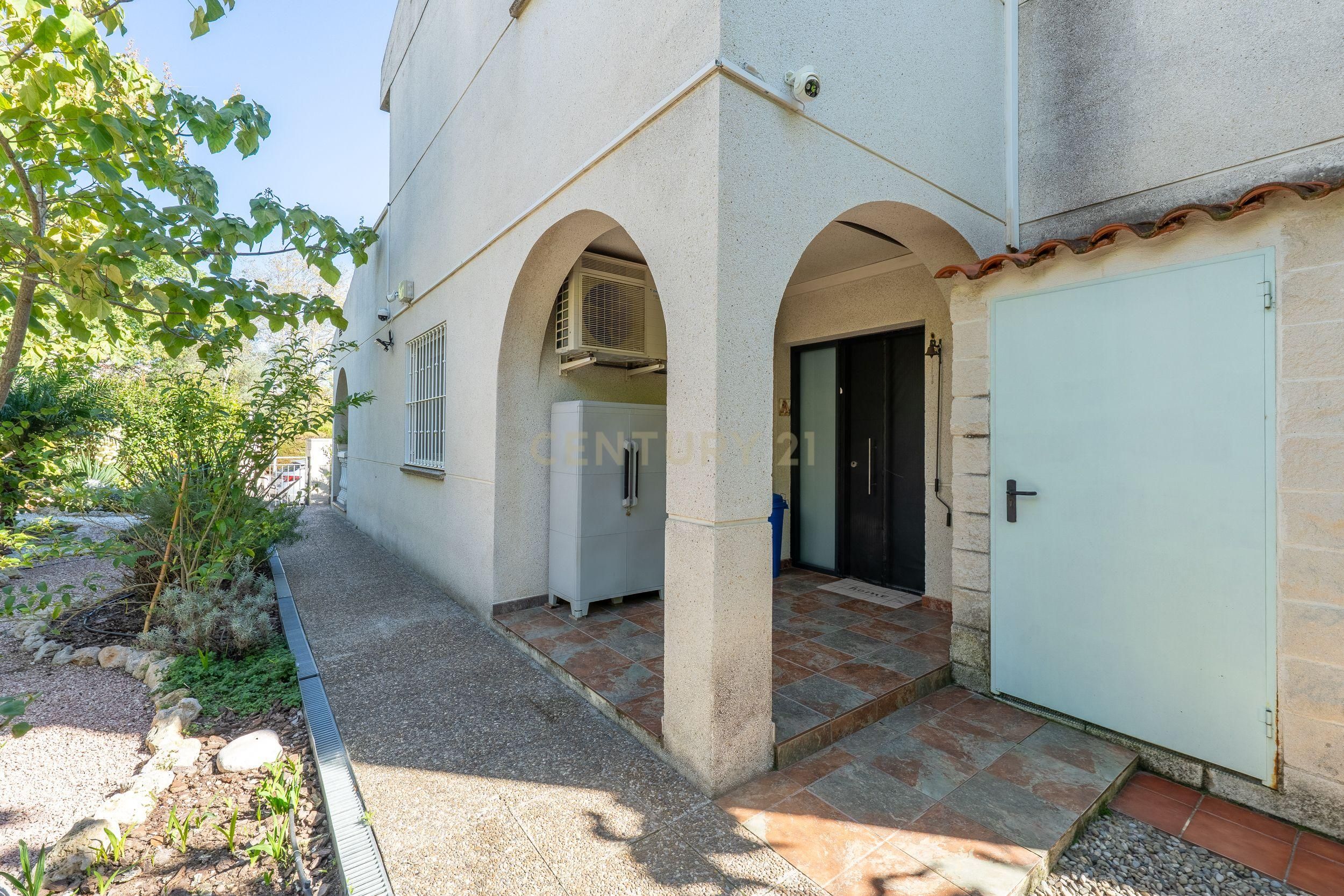 Exterior view of Single-family semi-detached for sale in El Catllar   with Storage room