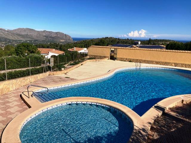 Casa-chalet en Venta en Benidoleig