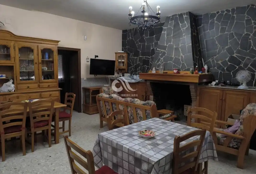 Houses for sale in Obejo