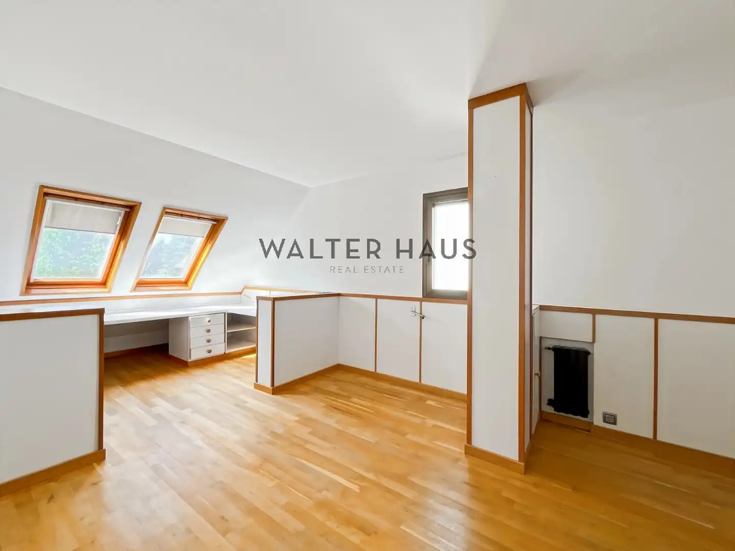 Houses for rent in Carrer d'Àngel Guimerà, L'Eixample