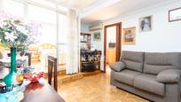 Living room of Flat for sale in  Madrid Capital  with Air Conditioner, Heating and Terrace