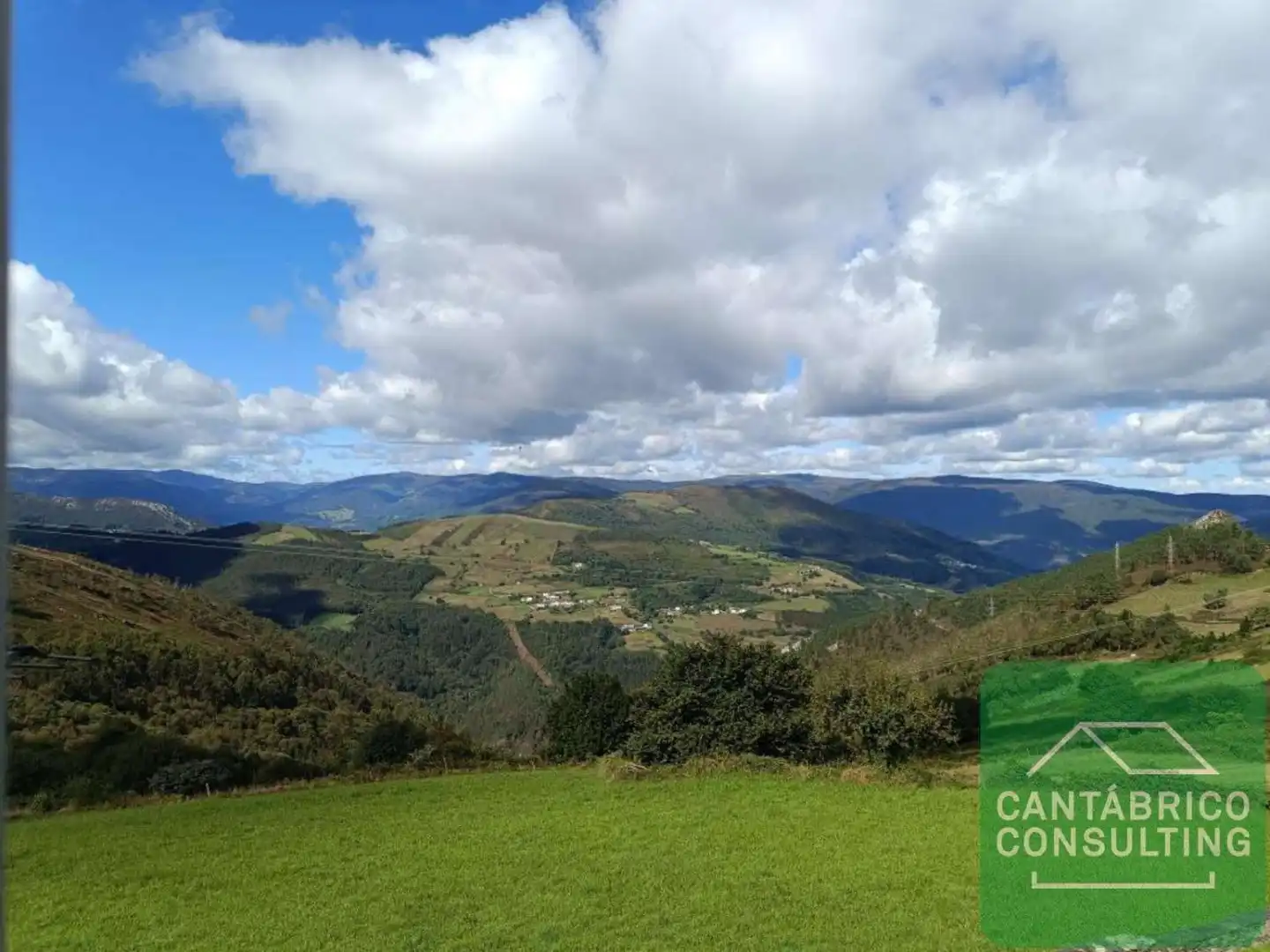 Vista exterior de Finca rústica en venda en Villayón amb Calefacció, Parquet i Terrassa