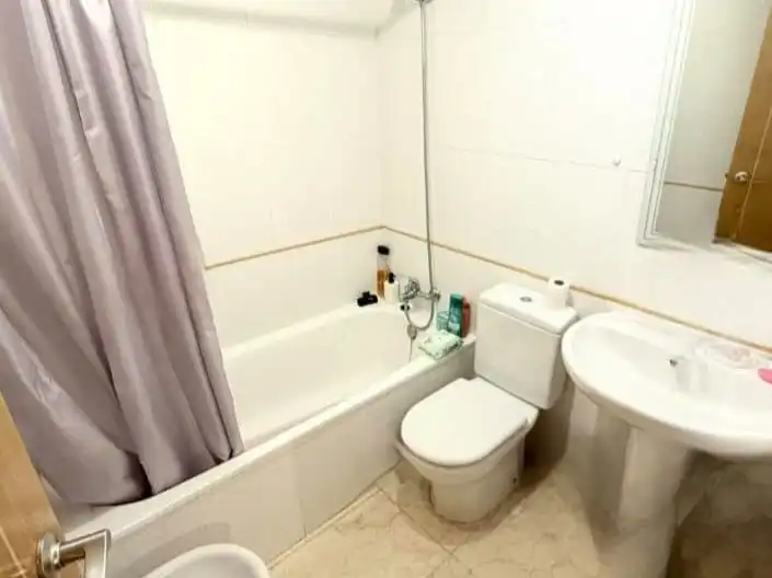 Bany de Dúplex en venda en Ávila Capital amb Terrassa, Piscina i Balcó