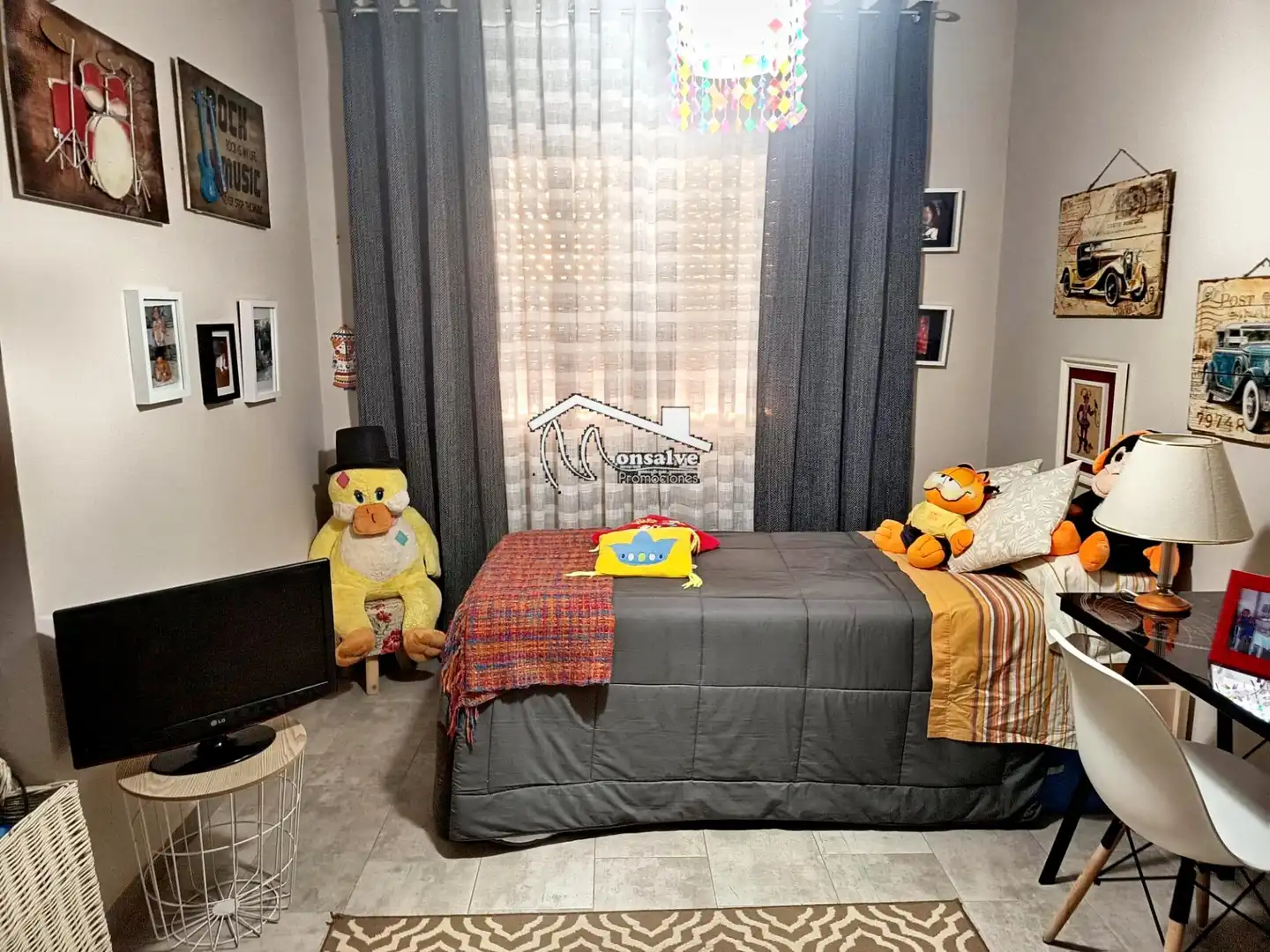 Habitación de Casa adosada en venta en Yeles con Aire acondicionado, Calefacción y Jardín privado