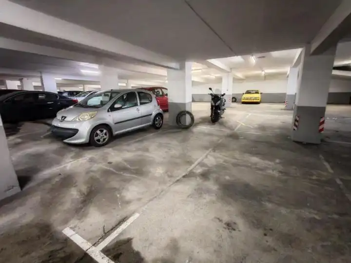 Flat with lift for sale in Calle Calle Conde de Torrecedeira, imagen 25