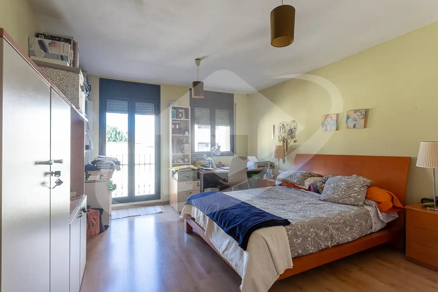Schlafzimmer von Haus oder Chalet zum Verkauf in Sabadell mit Klimaanlage, Privatgarten und Terrasse