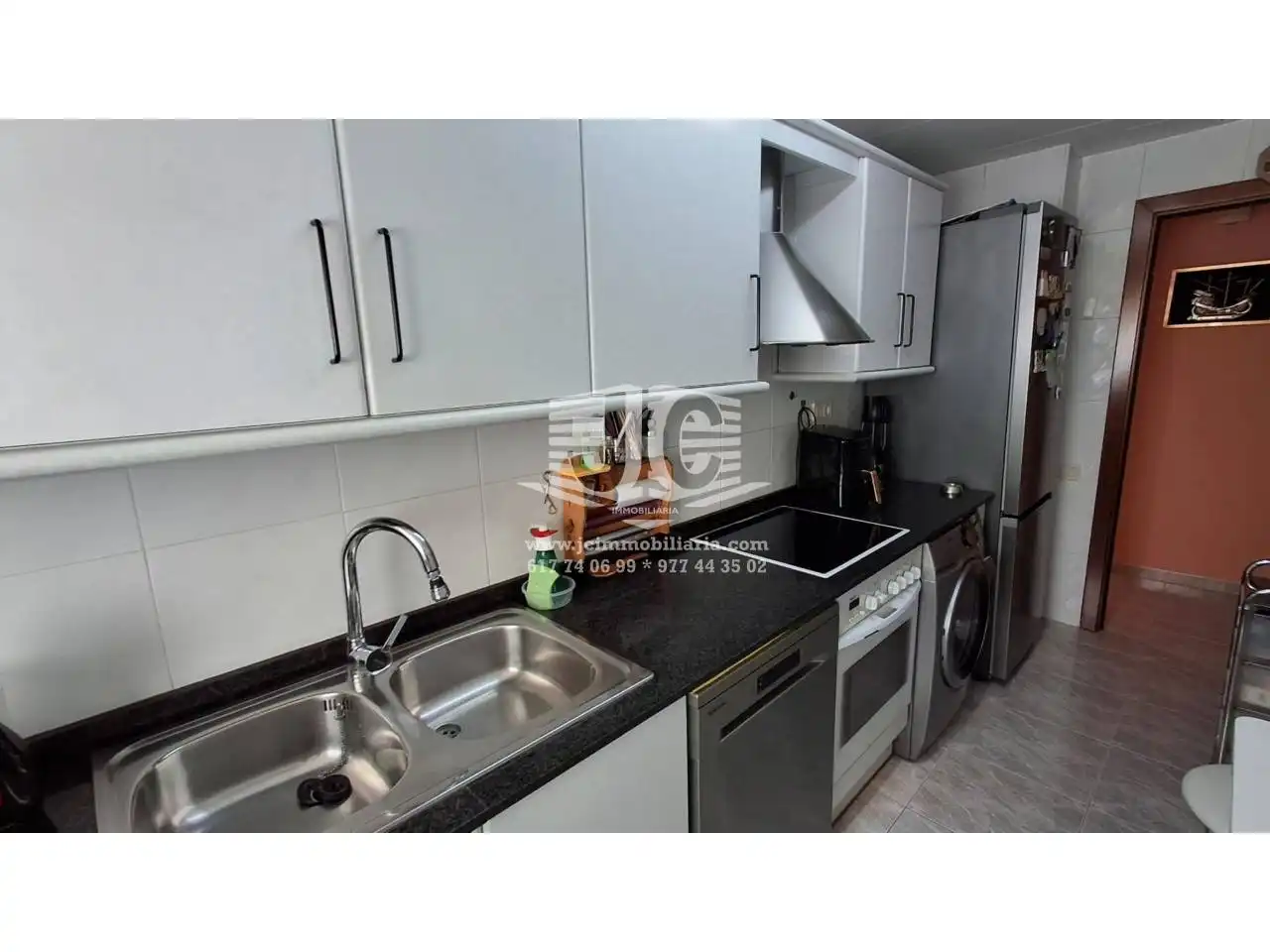 Küche von Wohnung zum Verkauf in Tortosa mit Klimaanlage, Terrasse und Möbliert