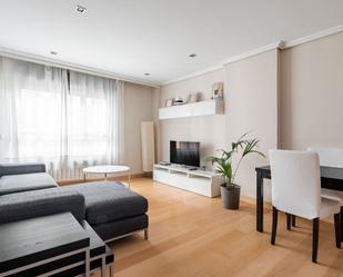 Living room of Flat for sale in  Madrid Capital  with Air Conditioner and Balcony