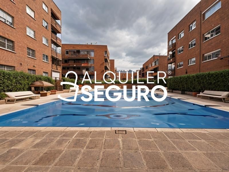 Piscina de Pis de lloguer en Alcobendas amb Calefacció i Piscina