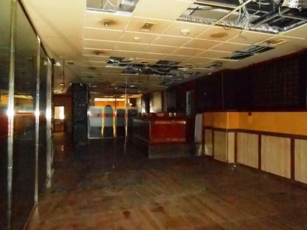 Local comercial en venda a Calle la Carolina, imagen 9