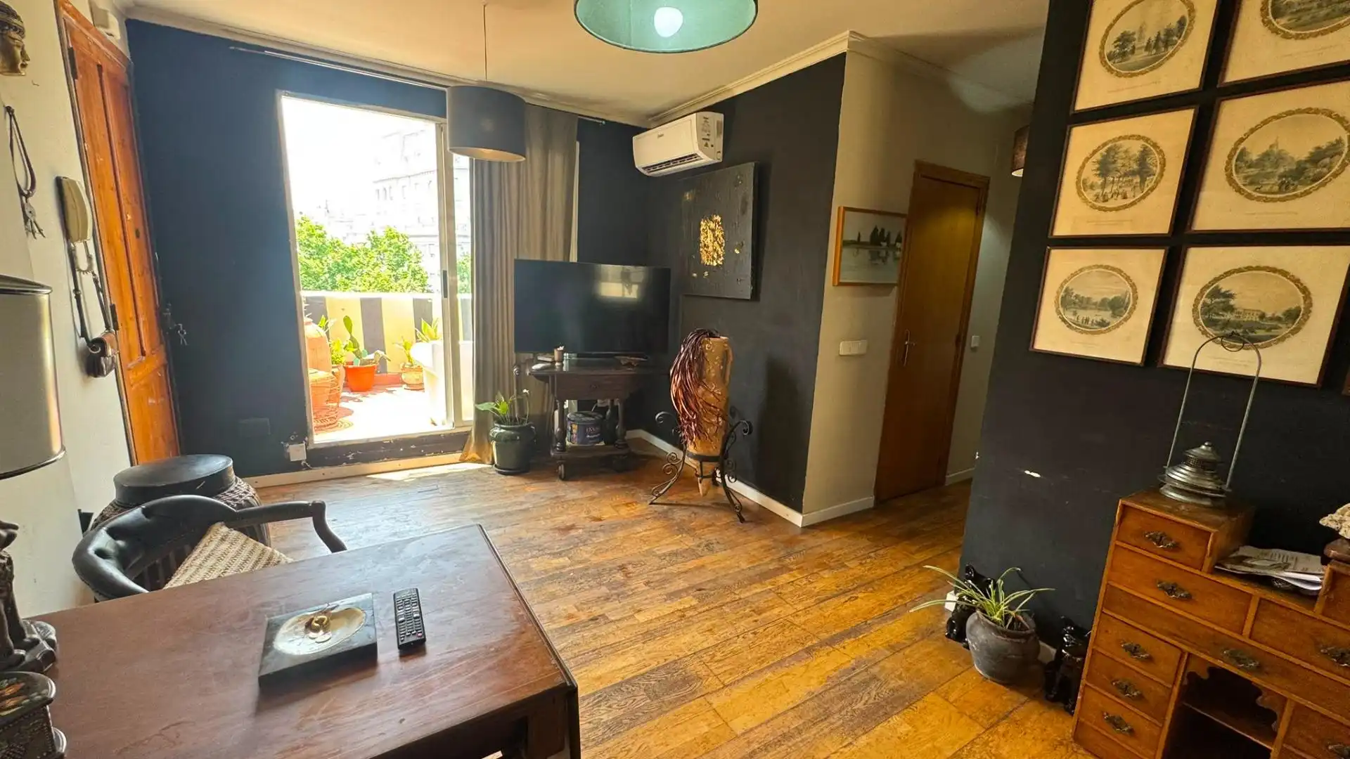 Sala d'estar de Àtic de lloguer en Valencia amb Aire condicionat, Calefacció i Parquet
