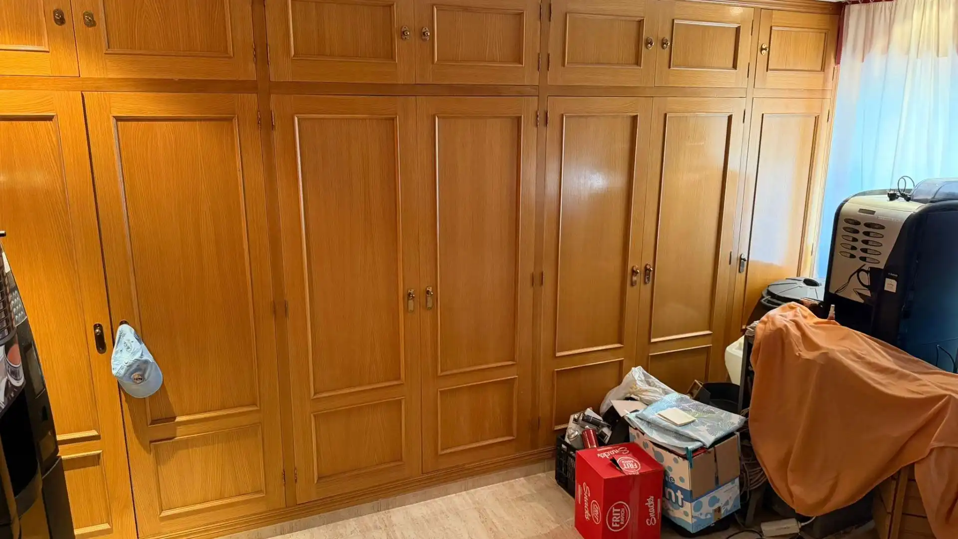 Apartamento en venta en Castellón de la Plana / Castelló de la Plana con Terraza, Trastero y Amueblado