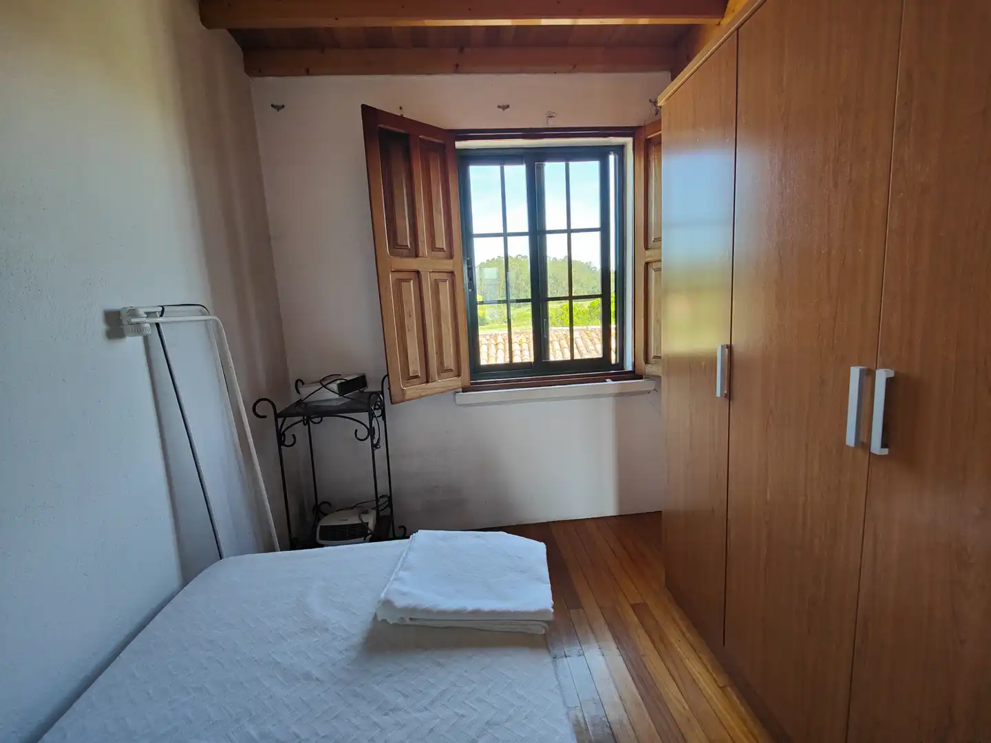 Bedroom of Houses for sale in Rianxo  with Heating, Private garden and Storage room