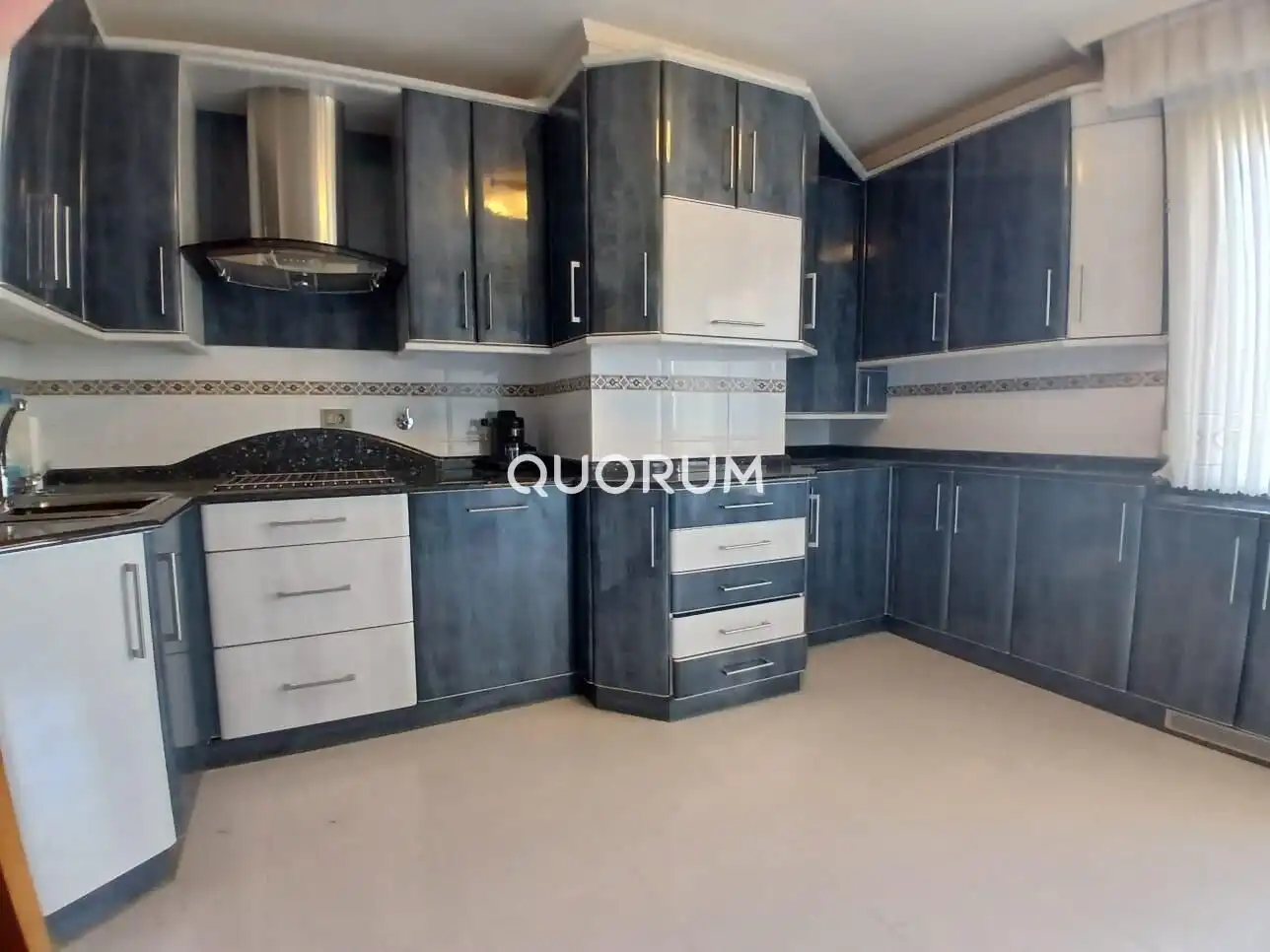 Cocina de Ático en venta en Barakaldo  con Calefacción, Terraza y Trastero