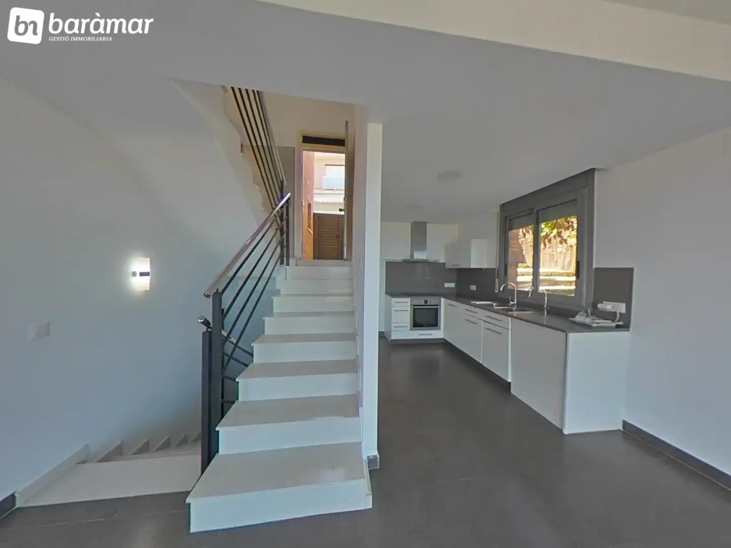Casa adosada en venta en El Vendrell con Aire acondicionado, Calefacción y Jardín privado