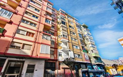 Vista exterior de Pis en venda en Santander