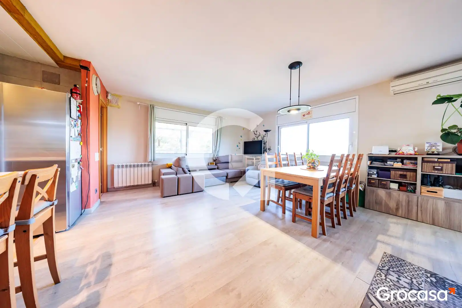 Sala d'estar de Casa o xalet en venda en Castellar del Vallès amb Aire condicionat, Calefacció i Jardí privat