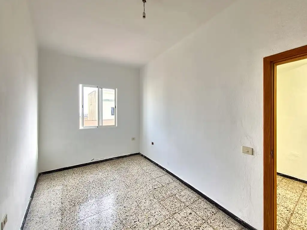 Habitación de Casa adosada en venta en Arucas con Terraza y Amueblado