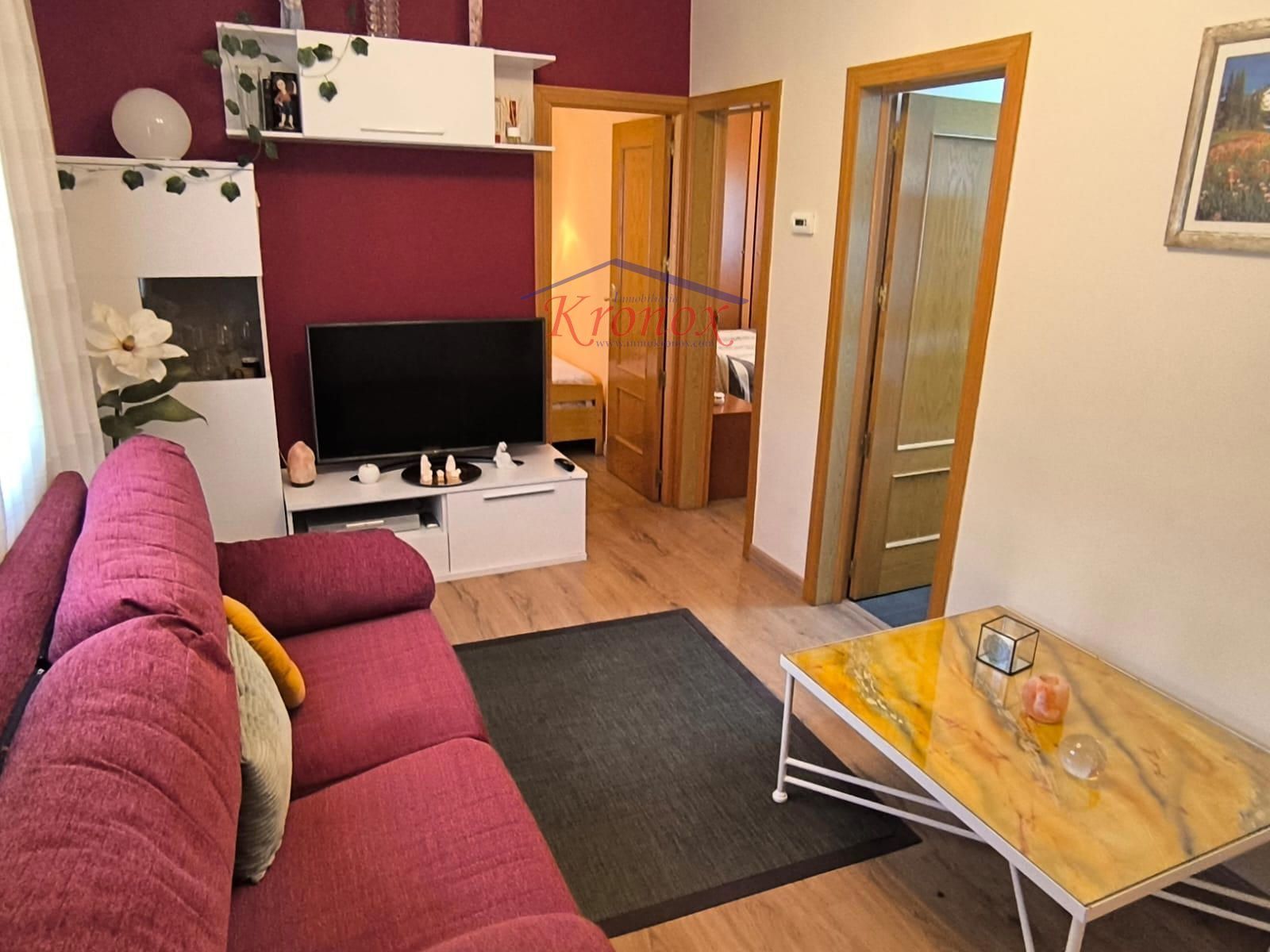 Living room of Flat for sale in  Madrid Capital  with Air Conditioner, Heating and Furnished