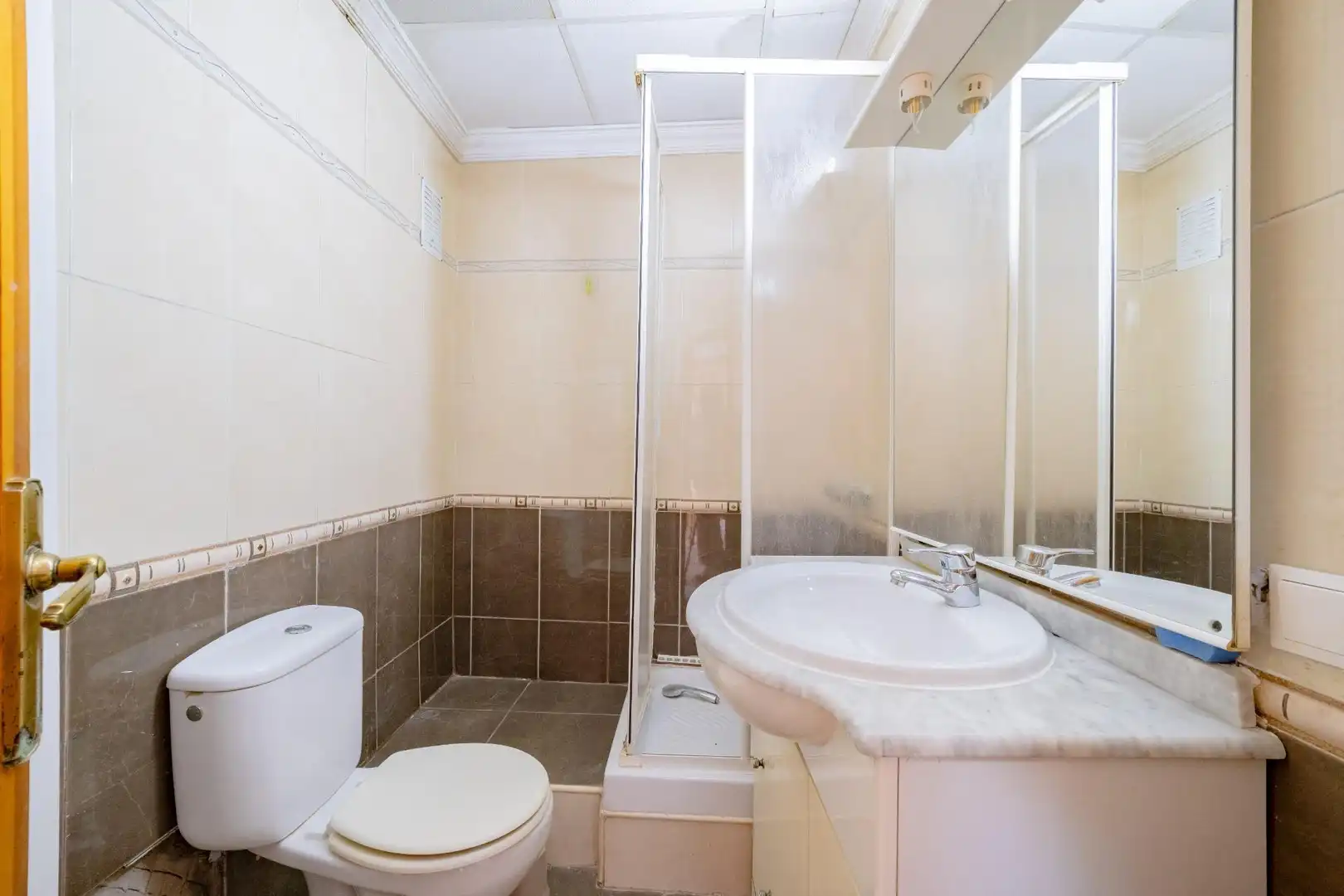 Bathroom of Flat for sale in Oropesa del Mar / Orpesa  with Furnished and Balcony