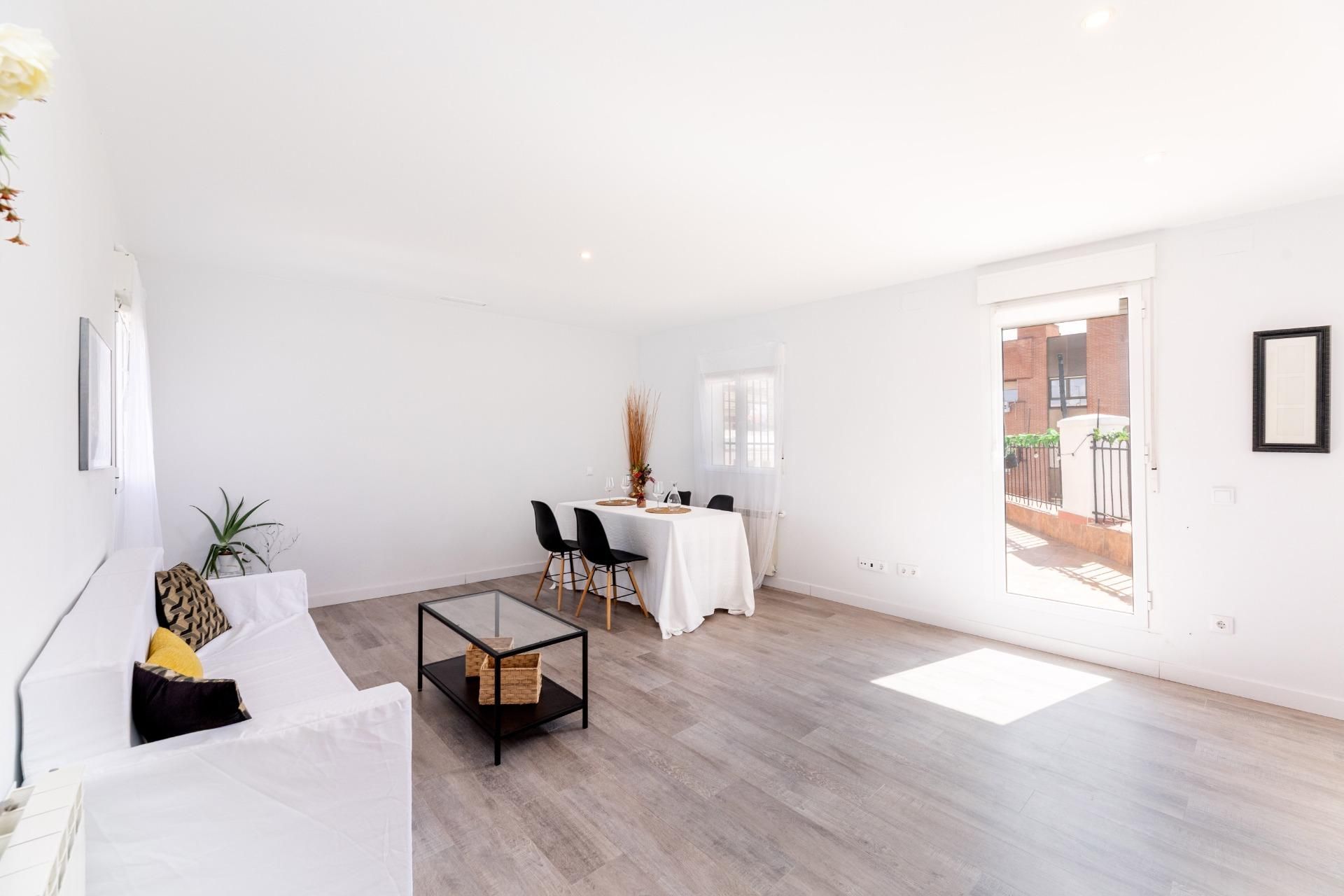 Sala de estar de Ático en venta en  Madrid Capital con Aire acondicionado, Calefacción y Terraza