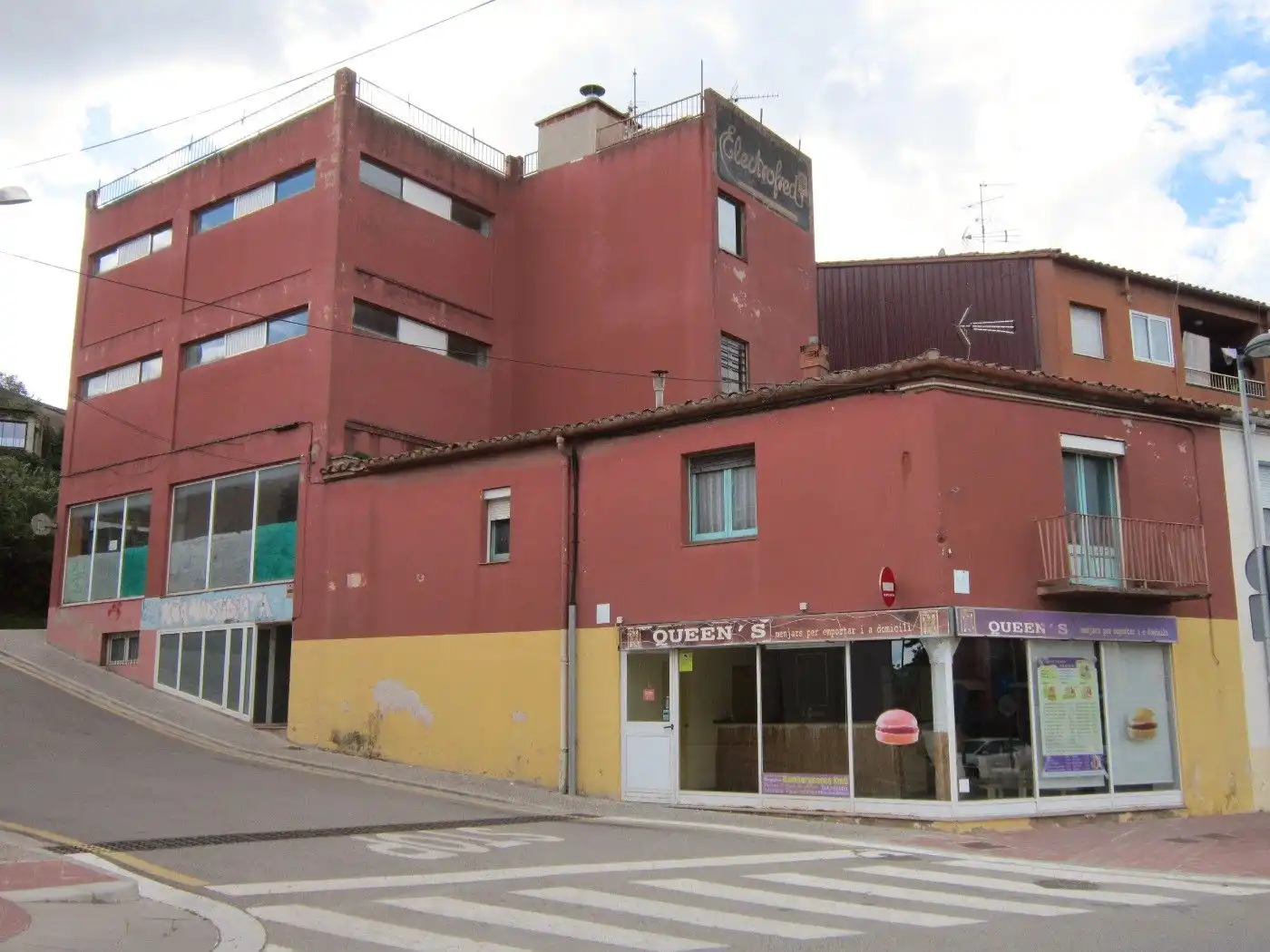 Vista exterior de Local en venda en Llagostera amb Aire condicionat i Calefacció