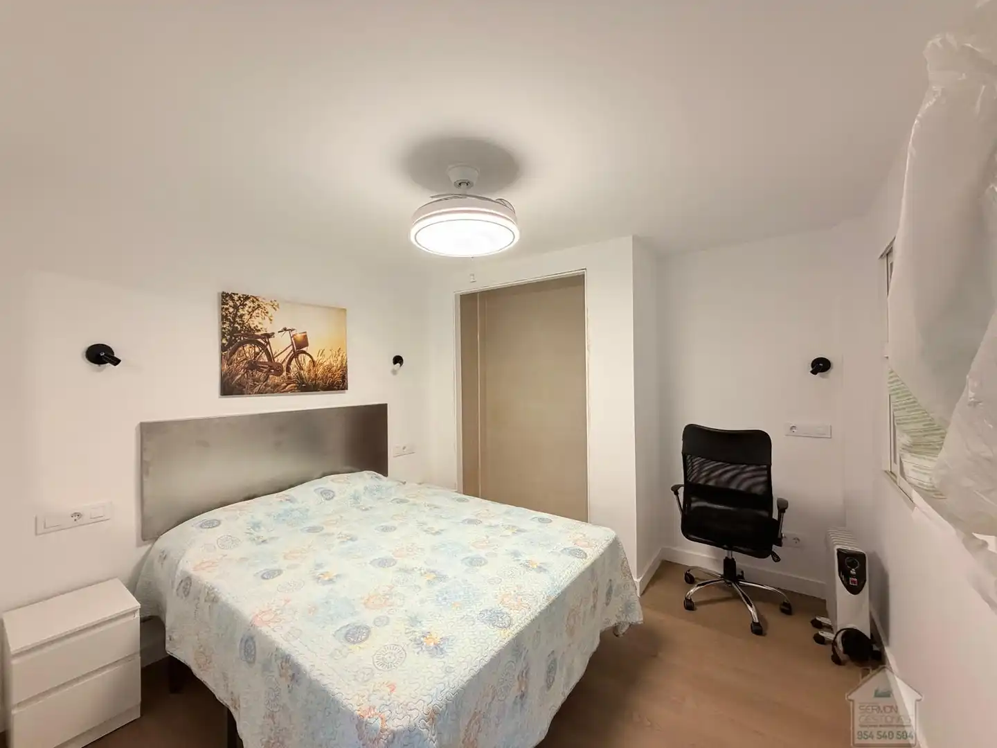 Bedroom of Flat for rent in Sevilla  with Parquet flooring and Furnished