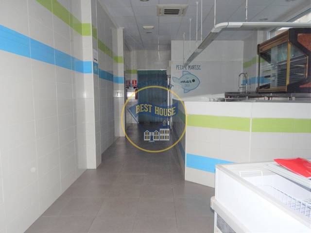 Local comercial en Venta en L'Olleria