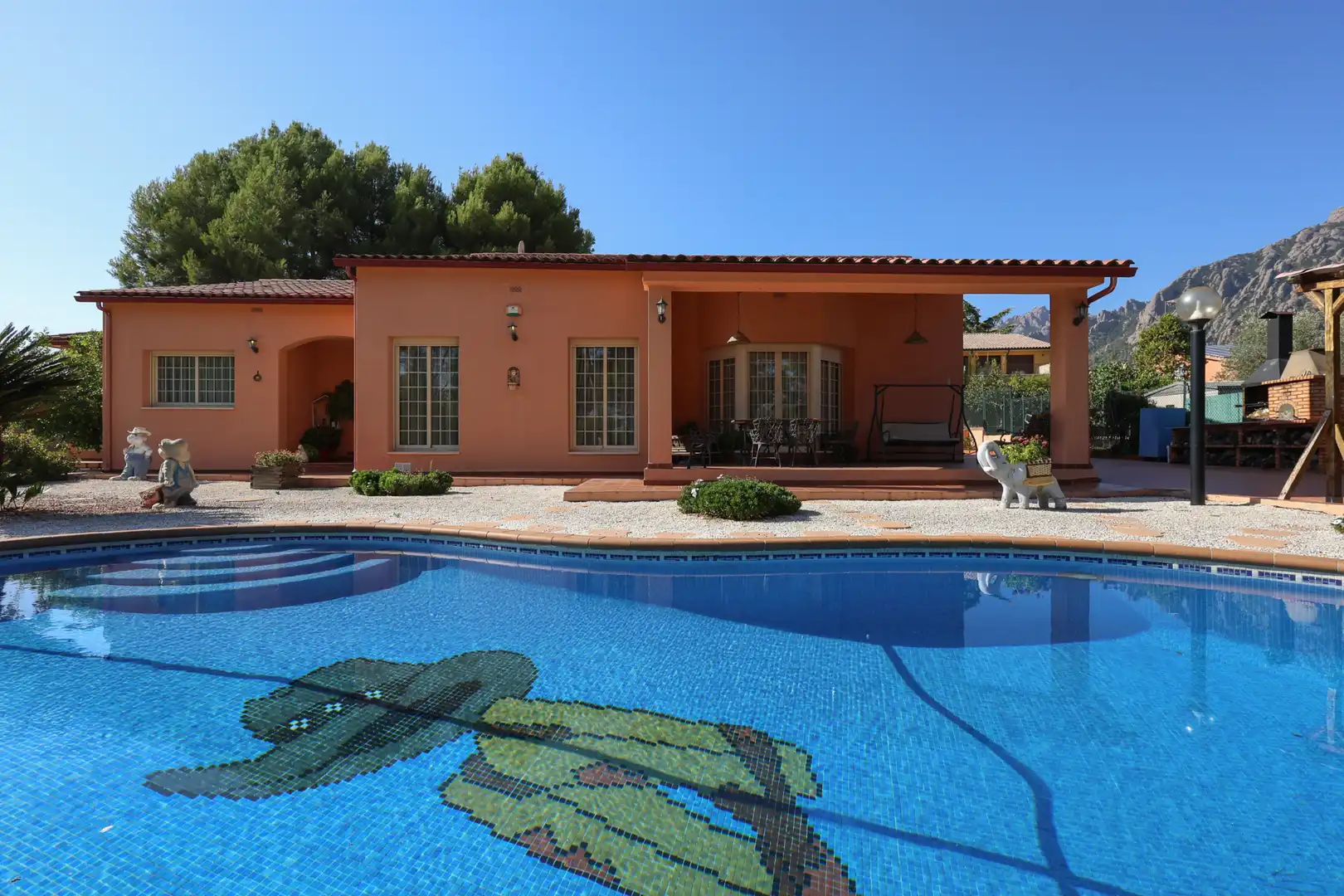 Casa con piscina en venta en Collbató, imagen 5