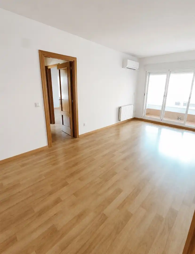Flat for rent in Calle Murillo, 26, Centro