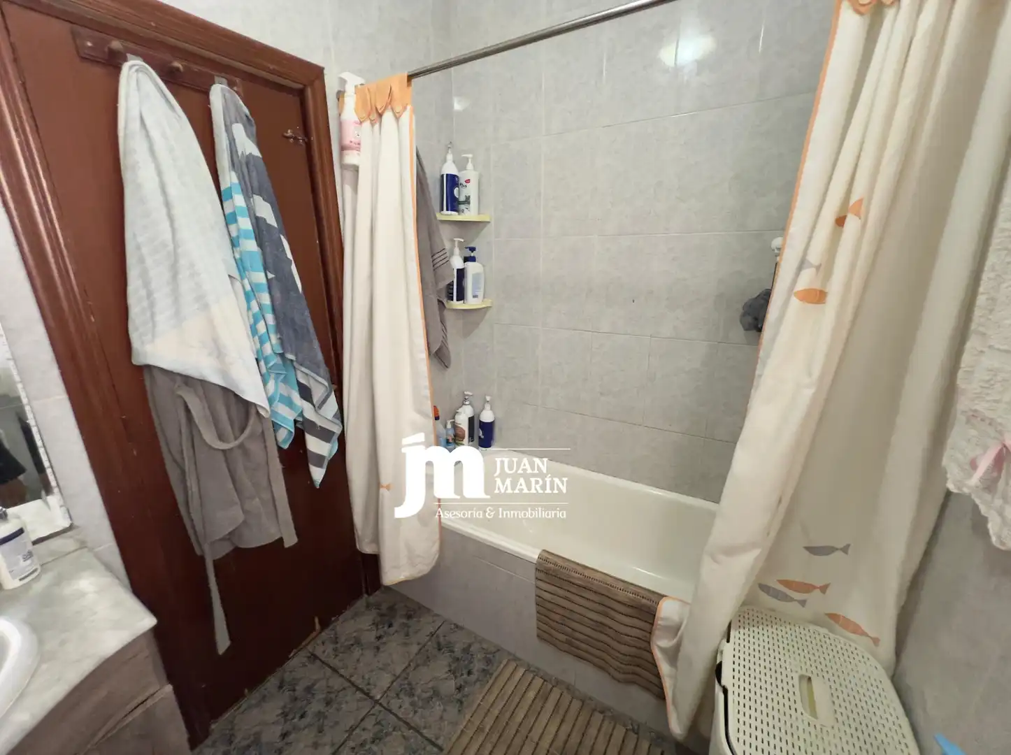 Bathroom of Flat for sale in Cieza  with Air Conditioner and Furnished