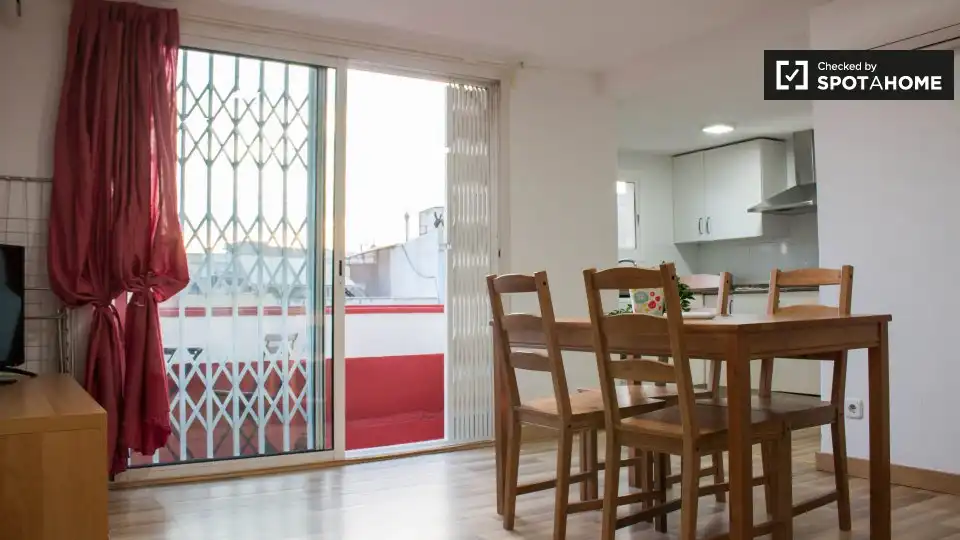 Piso con terraza en alquiler en Ciutat Vella, imagen 6