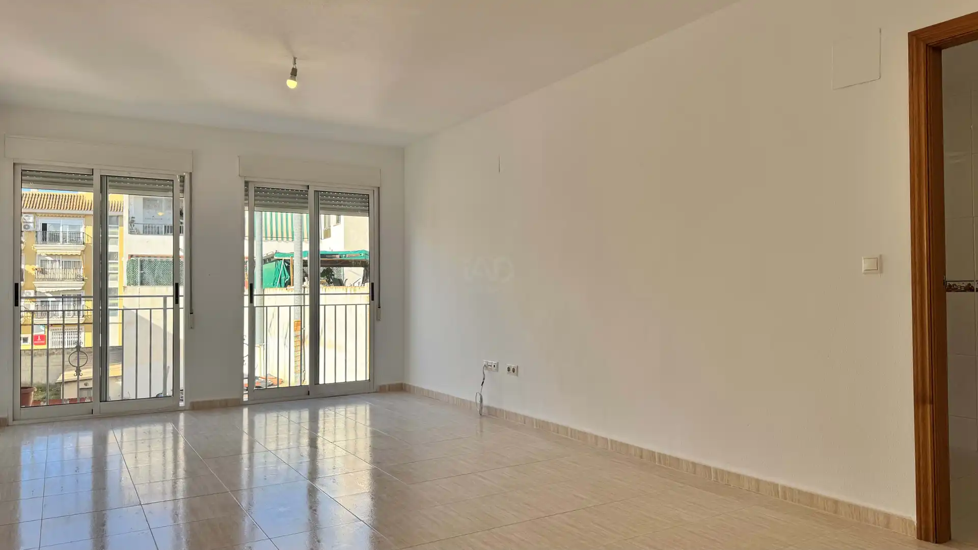 Vista exterior de Piso en venta en Alicante / Alacant con Piscina