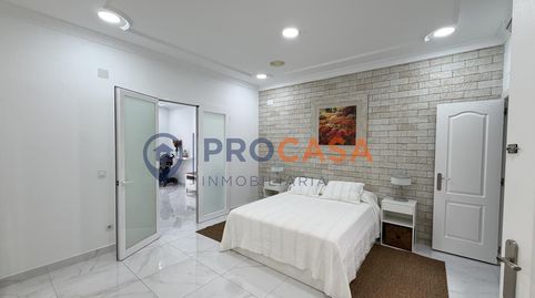 Foto 2 de Casa o chalet en venta en Antonio Machado, Salesianos, Utrera