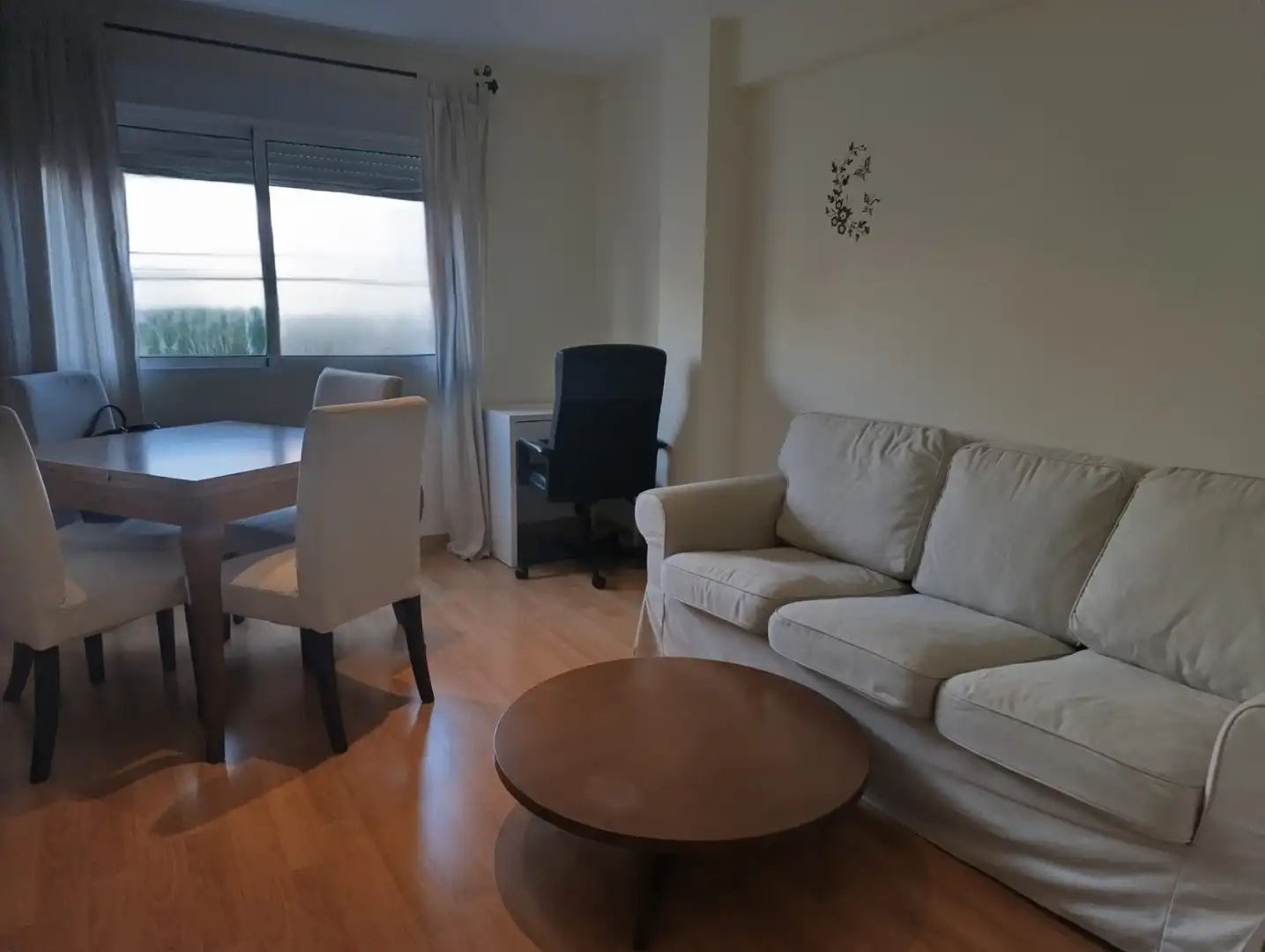 Sala de estar de Apartamento de alquiler en Málaga con Aire acondicionado y Amueblado