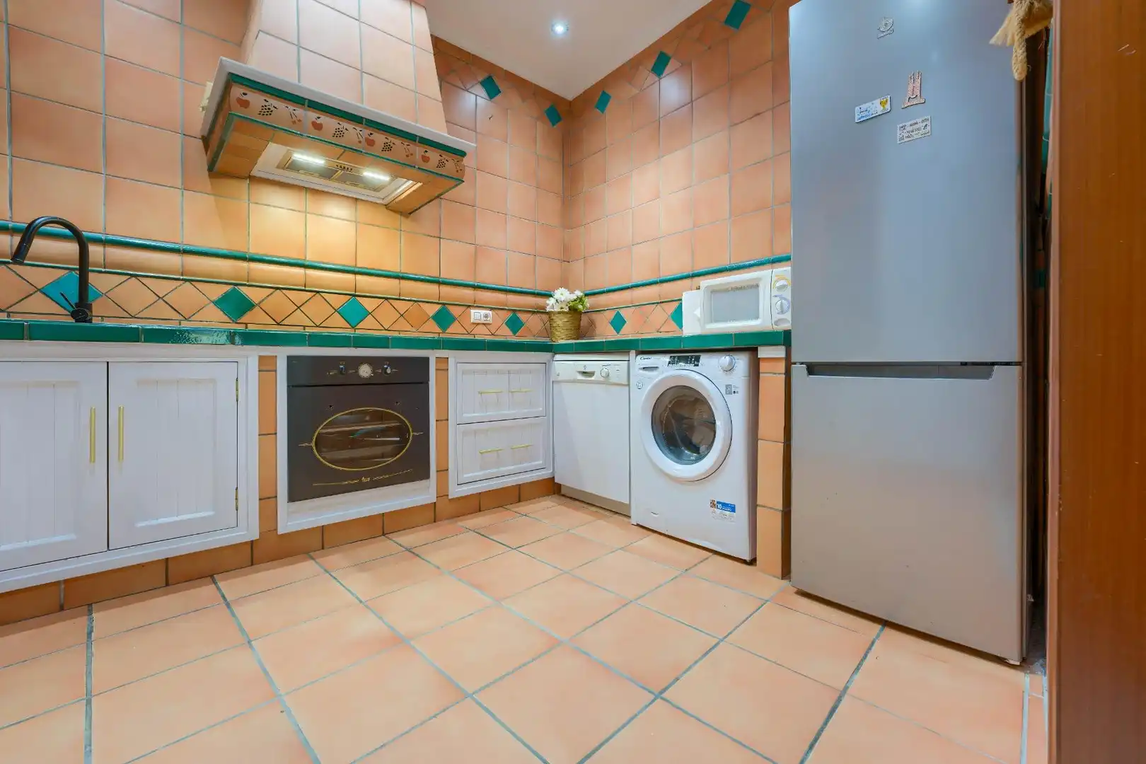 Cocina de Casa adosada en venta en Benacazón