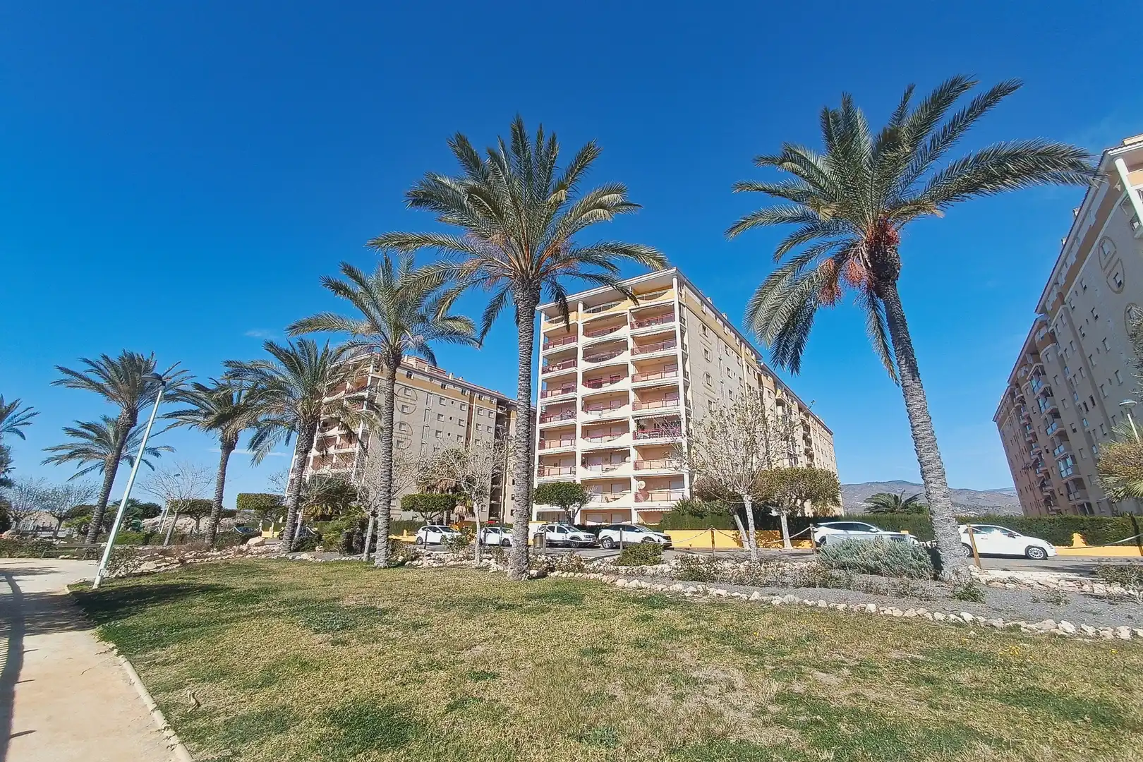 Vista exterior de Piso en venta en Villajoyosa / La Vila Joiosa con Terraza, Horno y Piscina comunitaria