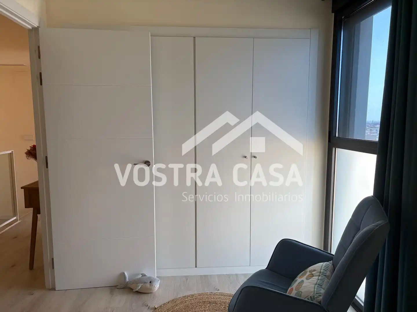 Bedroom of Attic for sale in Mislata  with Air Conditioner and Alarm