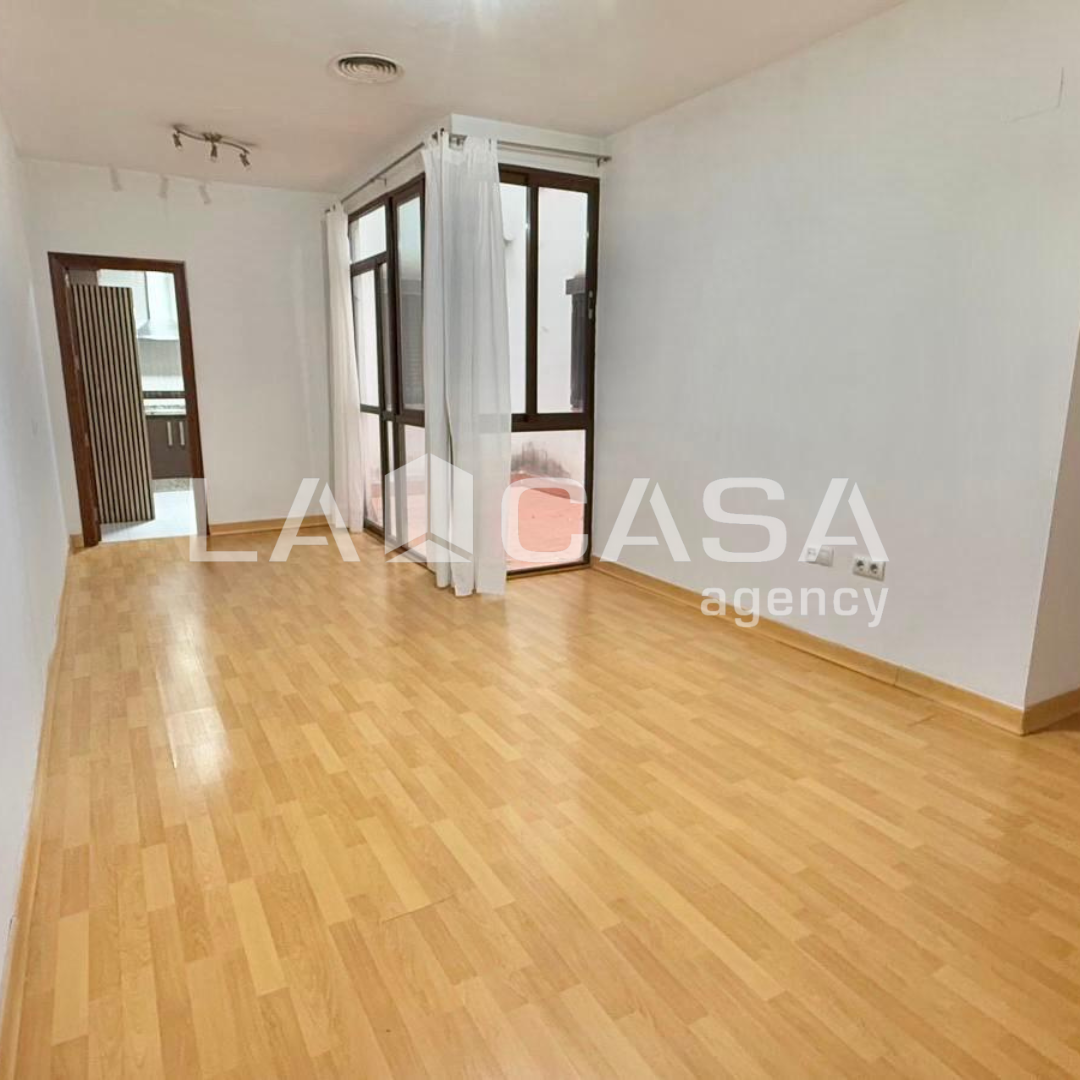 Flat for sale in  Sevilla Capital