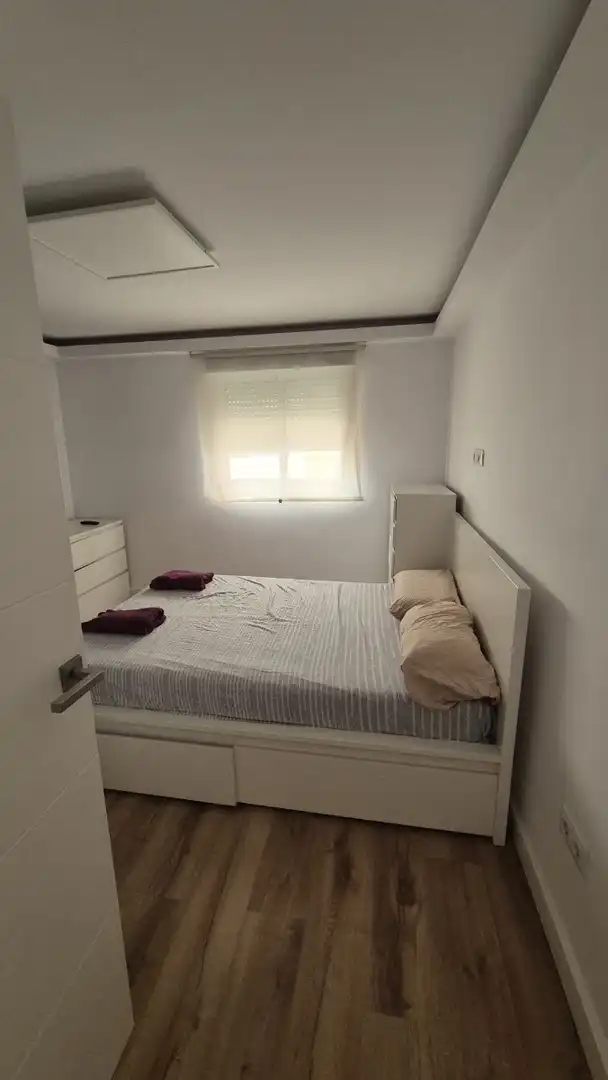 Dormitori de Apartament de lloguer en Campello pueblo
