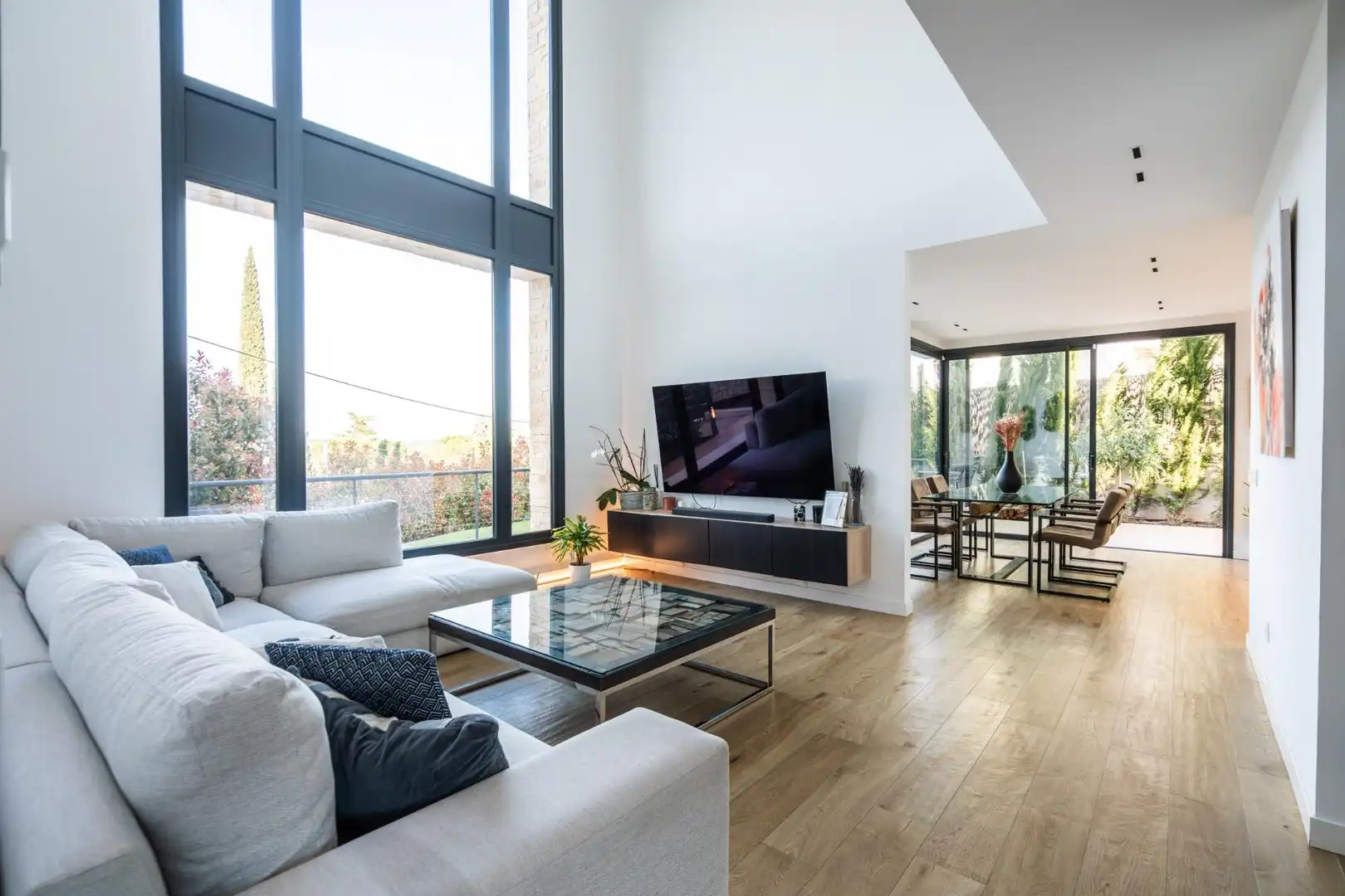 Sala de estar de Casa o chalet en venta en Torrelodones con Calefacción, Jardín privado y Terraza