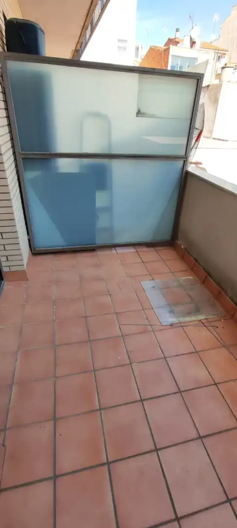 Piso de alquiler en Carrer de Granada, Egara