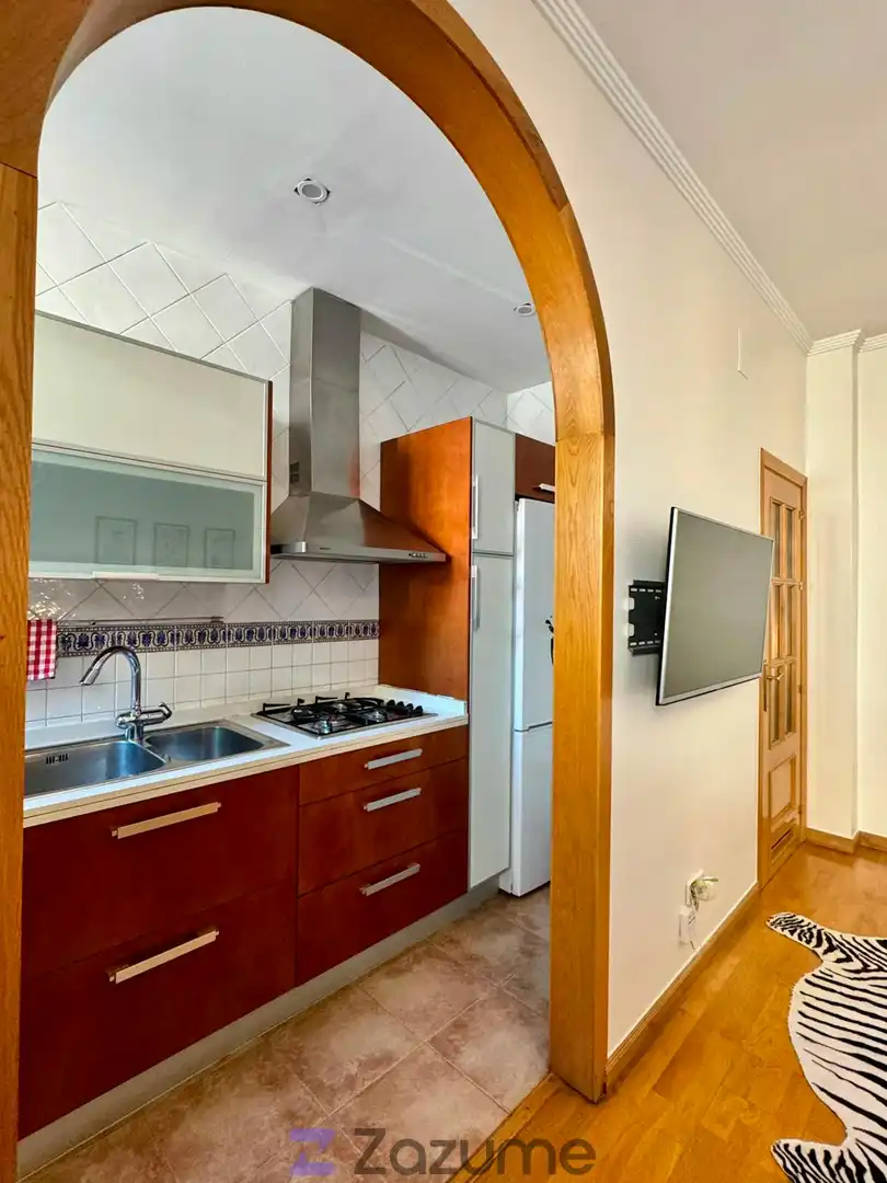 Cuina de Apartament de lloguer en Granada amb Aire condicionat, Calefacció i Parquet