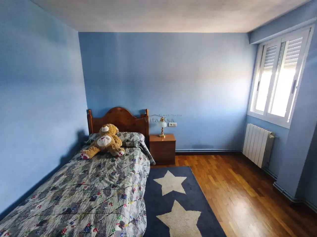 Habitación de Piso de alquiler en Ourense Capital  con Calefacción, Parquet y Amueblado